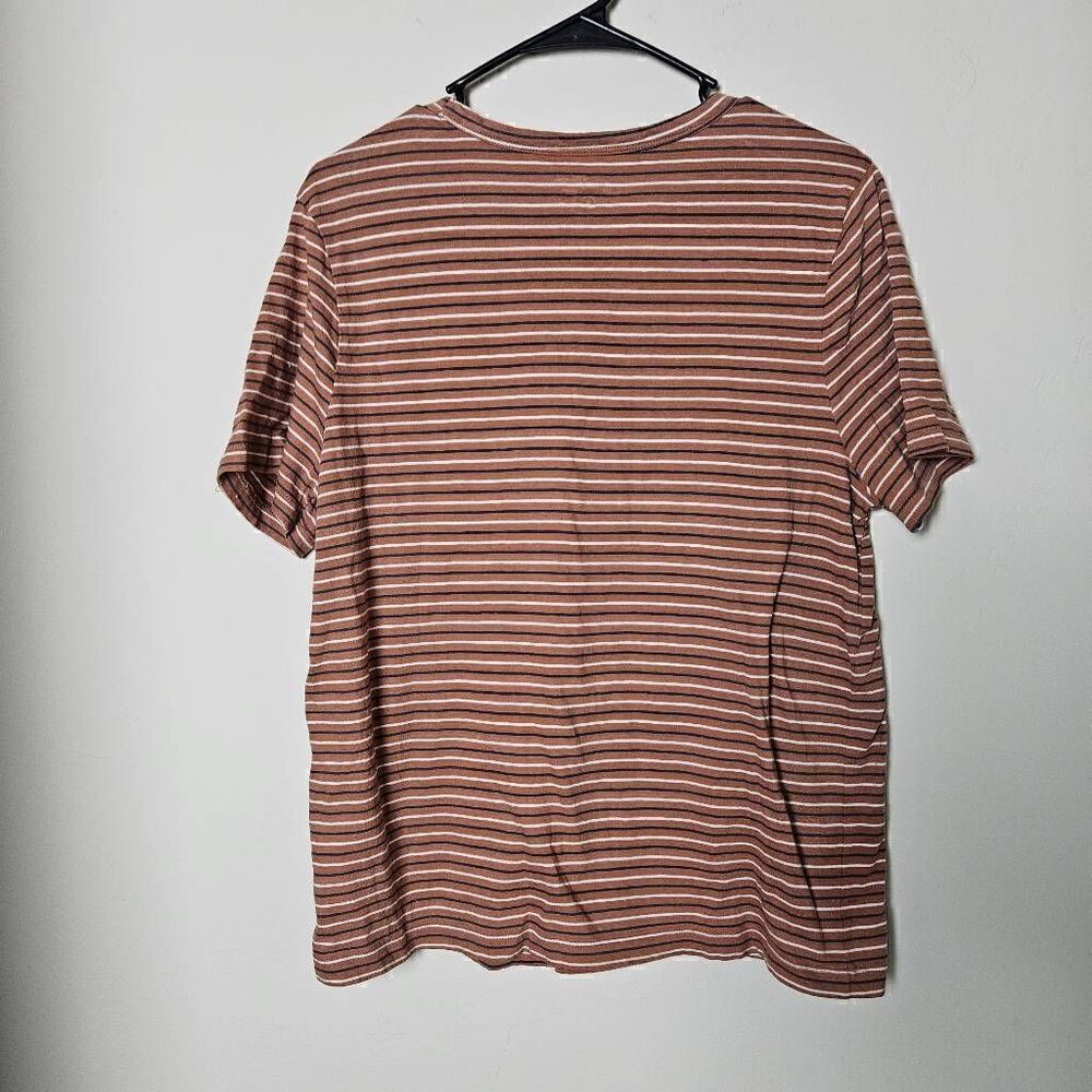 Universal Thread Striped T-shirt - Picture 4 of 4